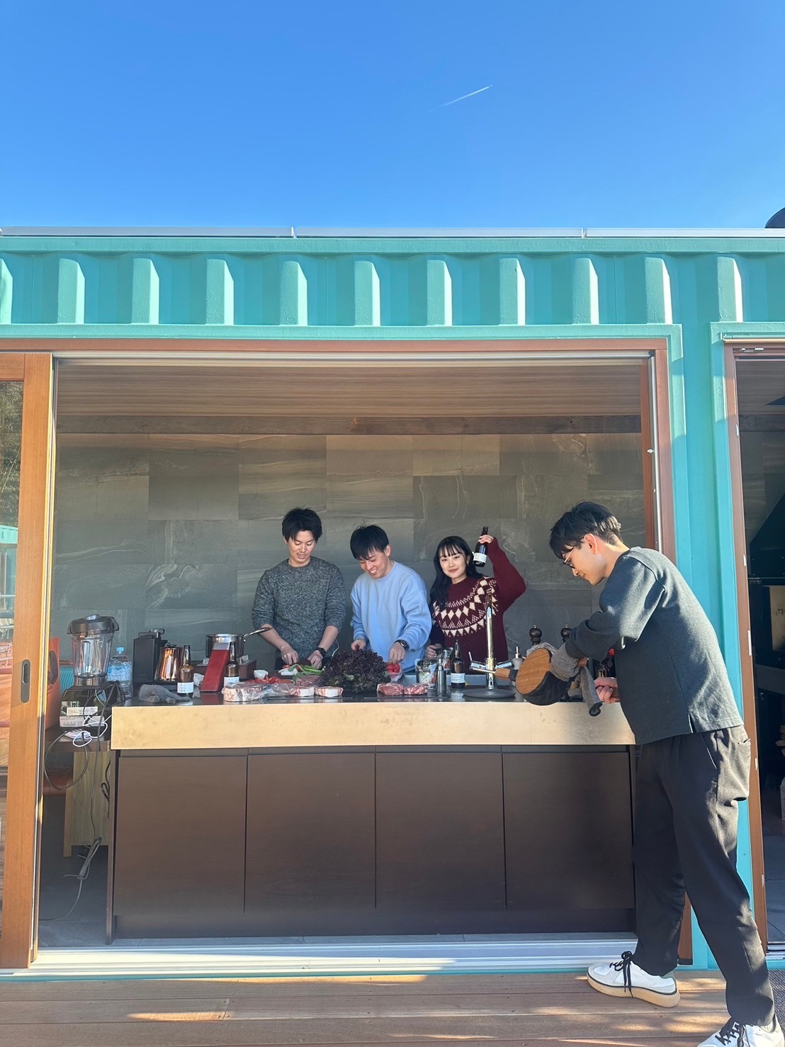 記事サムネイル: 【2026年最新版】大学生の卒業旅行で絶対に後悔しない方法